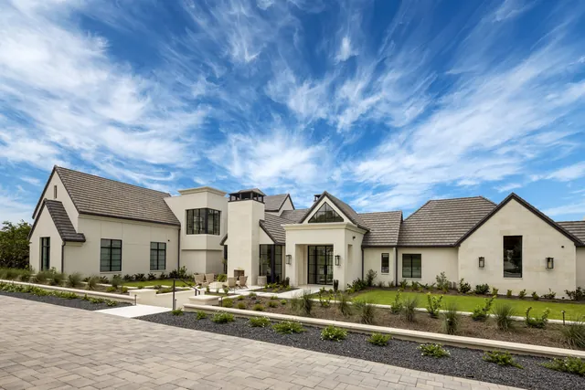 Paver driveway at a Hill Country home